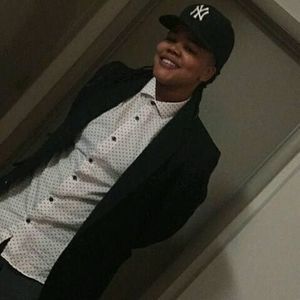 Meet your Posher, Whitney